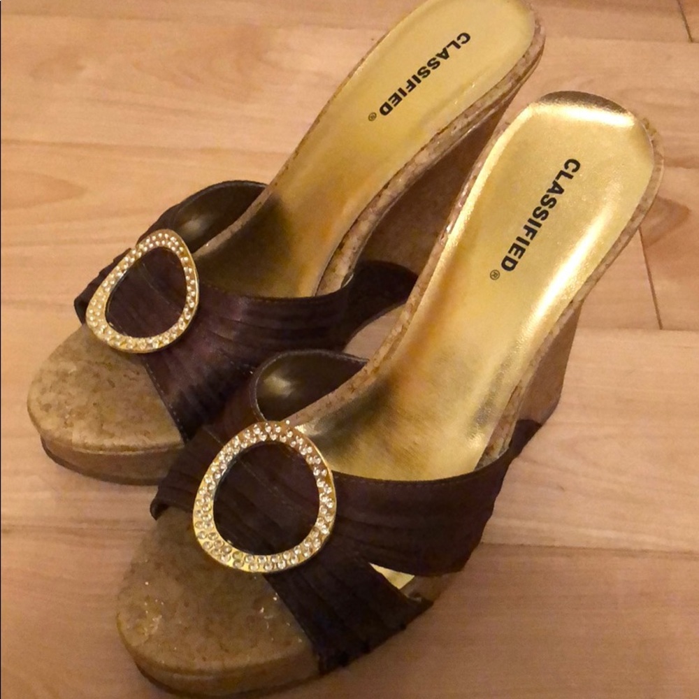 Classified wedges